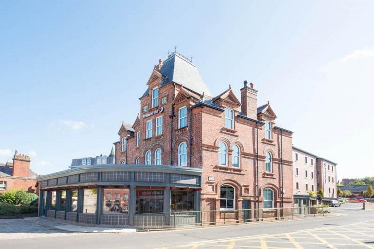 Premier Inn Leek Town Centre Exterior photo